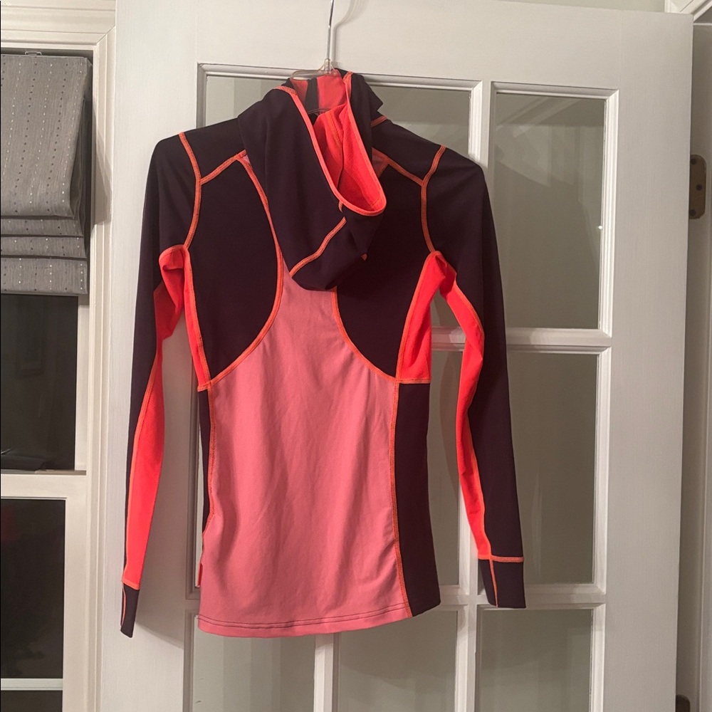 Kari Traa Alma Hoodie - Picture 2 of 4